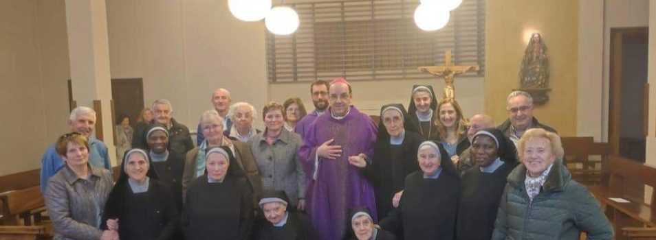 Visita del Sr. Arzobispo D. Florencio Roselló, al Monasterio, el pasado 15 de Marzo